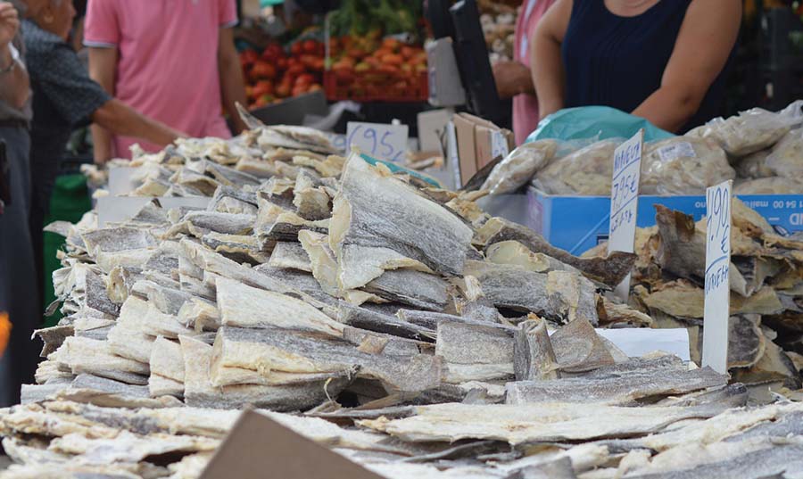 bacalhau on sale in Portugal