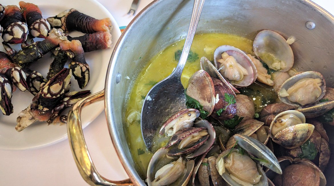 Garlic clams, Cervejaria Ramiro, Lisbon - Somebody Feed Phill