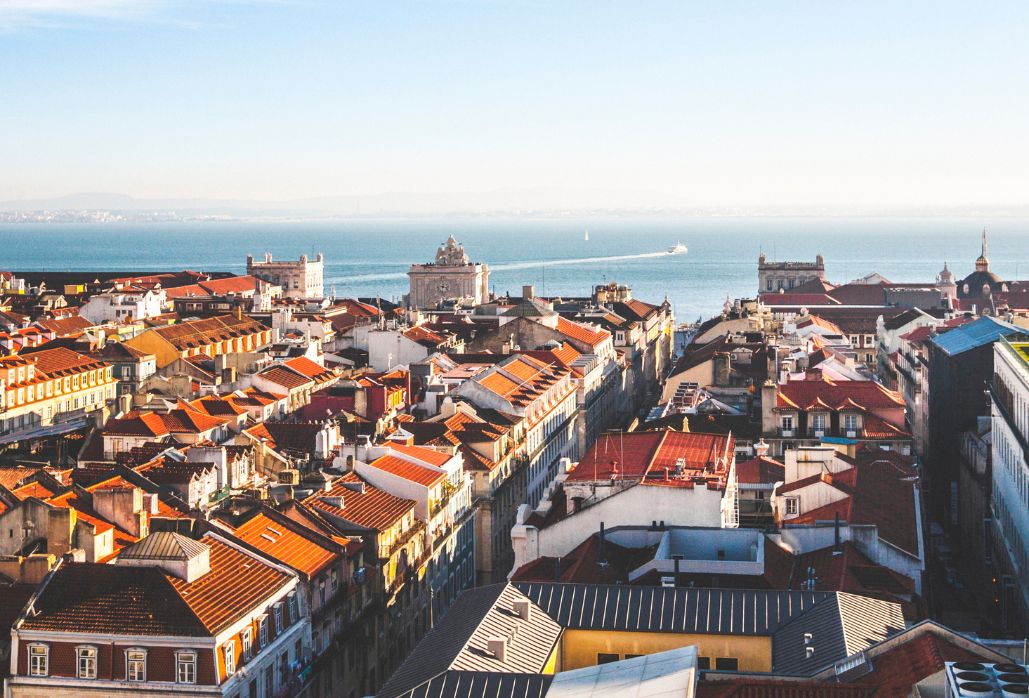 12 Best Lisbon Walking Tours: From Cobblestones to Castles