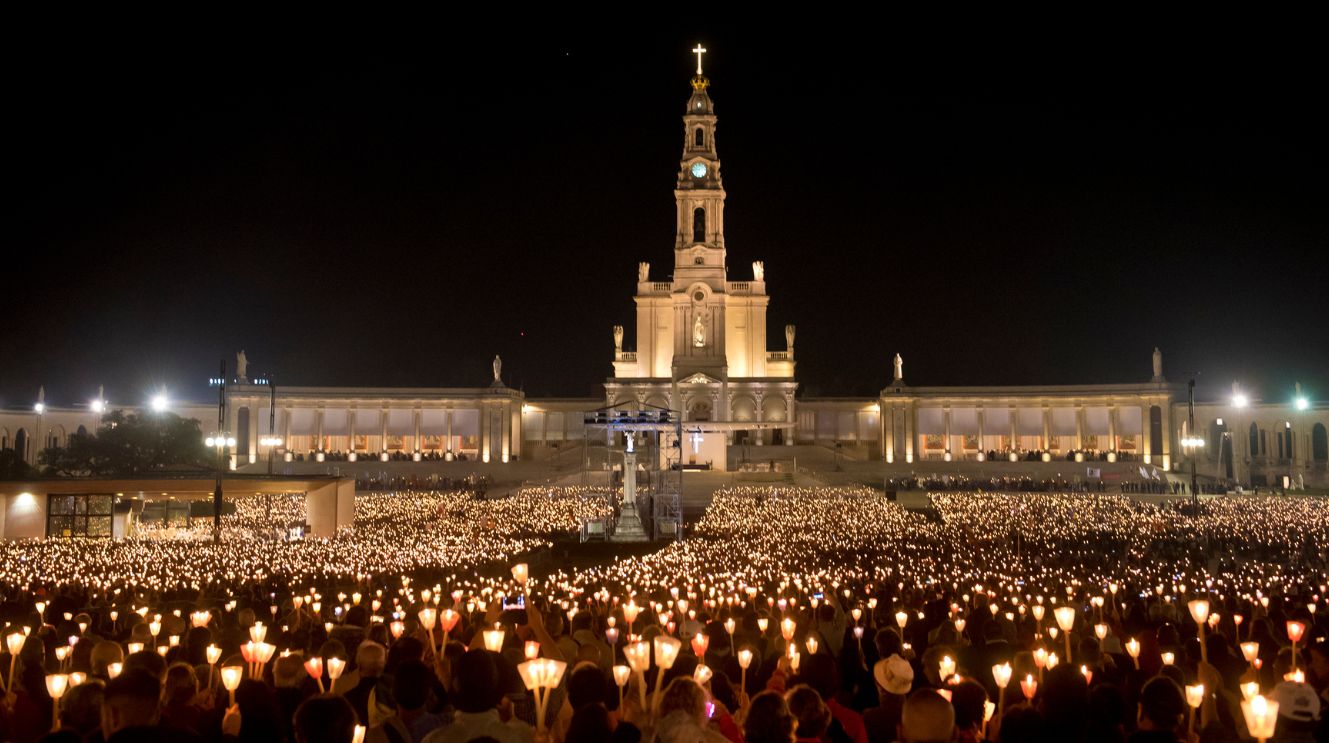 A Day Trip To Fatima From Lisbon: 7 Best Tours